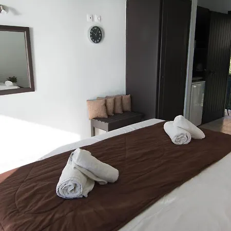 So Ionian Getaways Agios Gordios (Corfu)