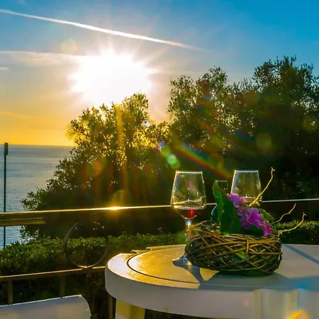 So Ionian Getaways